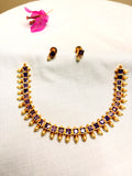 Purple stone and pearls necklace set