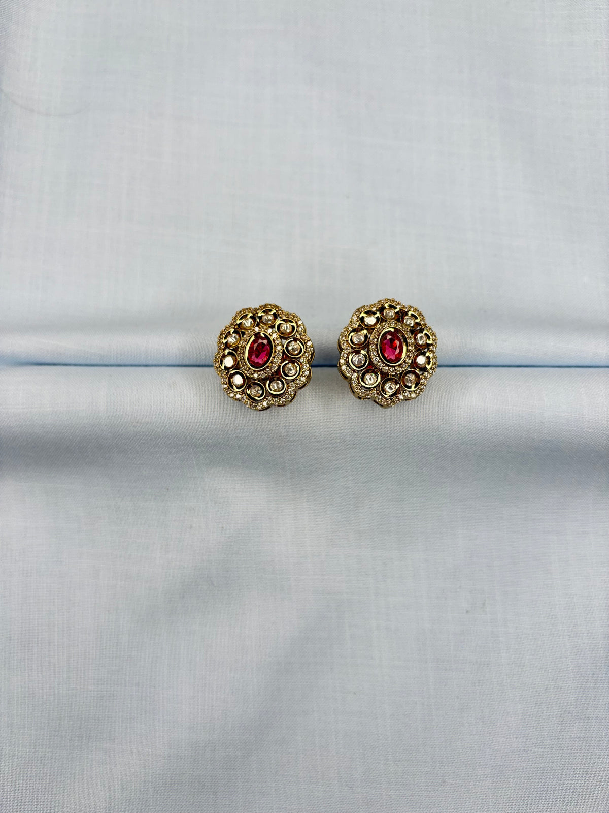 Kundan stud earrings