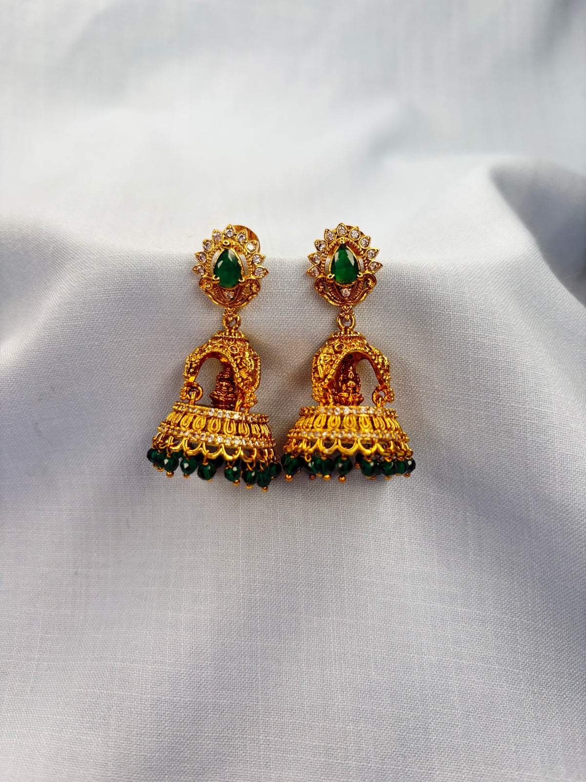 lakshmi jhumka