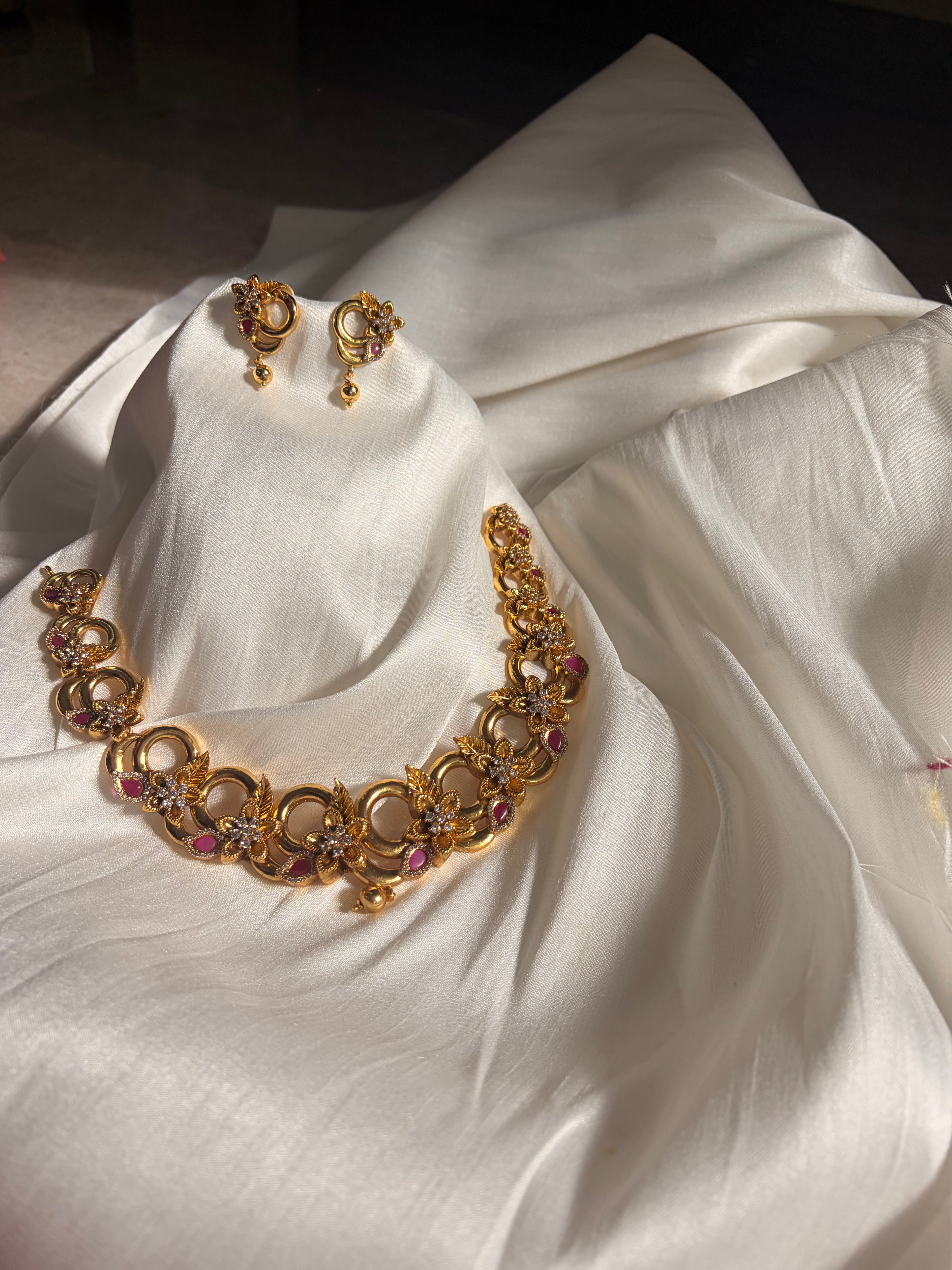 Antique Floral & Circular Link Jewelry Set