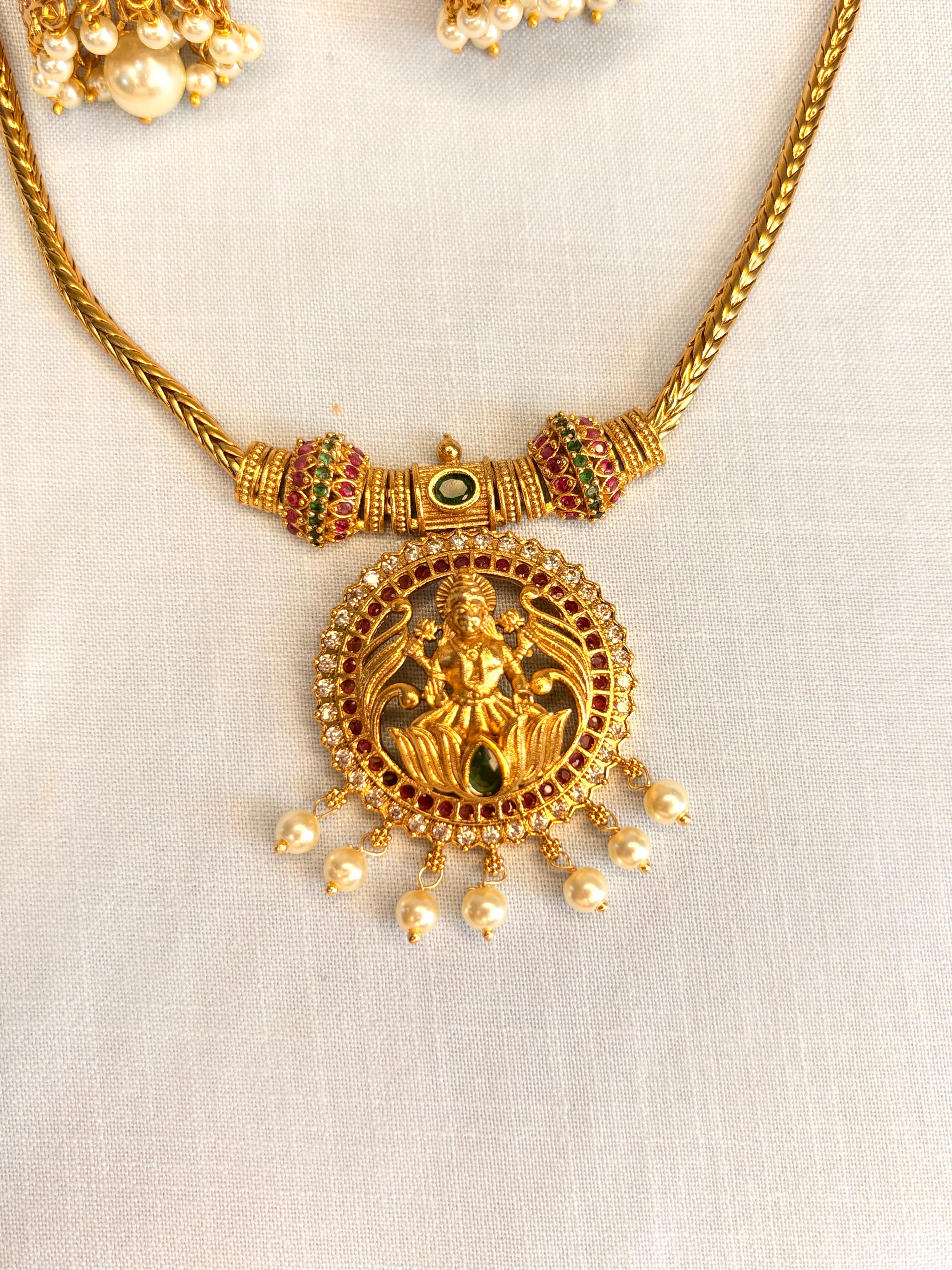Antique Designer Pendant Necklace Set